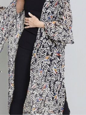Duster Kimono with birds Print.  3/4 sleeves